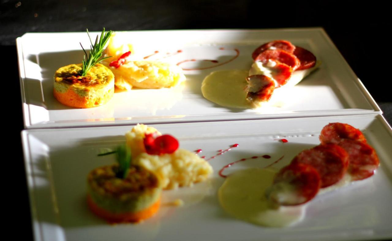 Logis Hotel Restaurant & Pizzeria Vuillot Кюизо Экстерьер фото