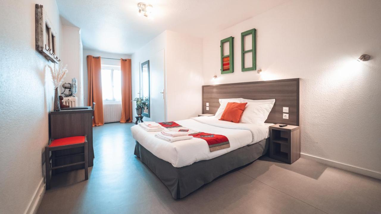 Logis Hotel Restaurant & Pizzeria Vuillot Кюизо Экстерьер фото
